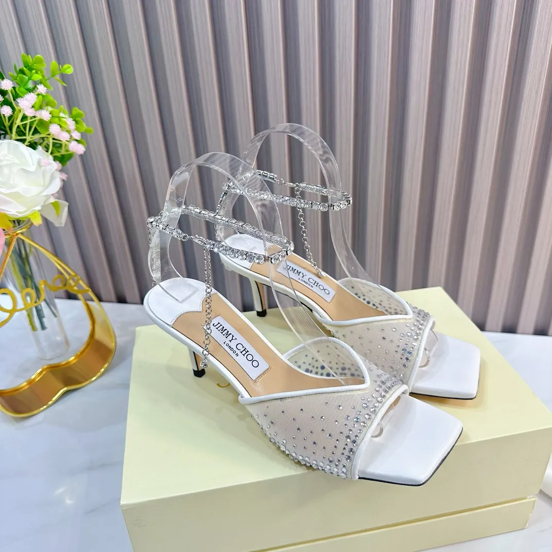 👟👟Ex-factory price 660👟👟 JIMMY CHOO (Jimmy CHOO) 💝💝💝 is a very comprehensive noble fashion lifestyle brand, with a series of women's high-heeled, medium-heeled, flat-heeled sandals with the same strap from major fashion bloggers and celebrities in Hong Kong and the United States.  The Australian pointed toe, round toe and square toe series are simply beautiful. Fall in love with elegance and playful sense of the future. Just by looking at them, you want to own them immediately, but you can really think about a pair of exquisite high heels~~~~~~~~~~~~~~~~~ 💝This series is specially designed for extraordinary and indifferent ladies, thus creating a unique overall effect, Jimmy Choo Design products that inspire women to move forward and show their charm💝💝💝 1⃣️Material: Imported genuine mesh hot diamond 2⃣️Inner: Imported Italian lambskin, super soft and delicate 3⃣️Outsole: Imported Italian original original color genuine leather outsole Heel height 6.5cm (10.0/8.5cm can be made) 4⃣️Code number: 35-39 (34.40.41.42 customized)